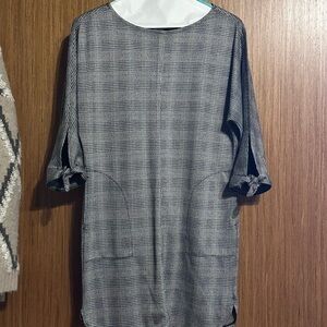 Max Studio Black and White Dress